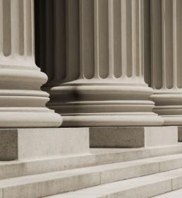 marche pierre batiment juridique