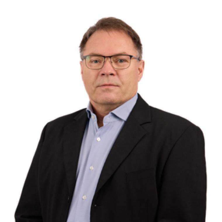 Photo of Kenneth Hansen