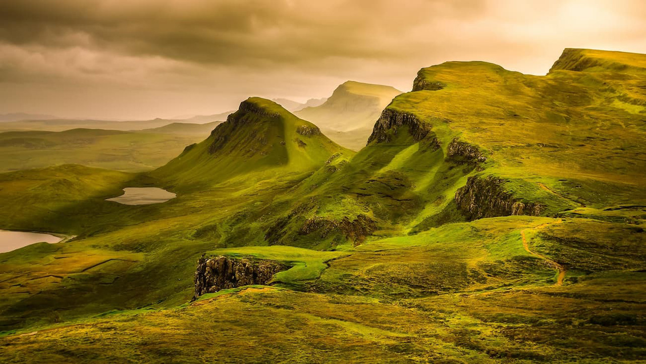 Emerald mountains